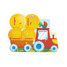 Escondite en el tractor J07128 Janod 1