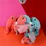 Mamá langosta de peluche y su bebé coral DE75601 Les Déglingos 2