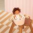 Muñeca de tela Misha con capazo LL83723 Lilliputiens 2