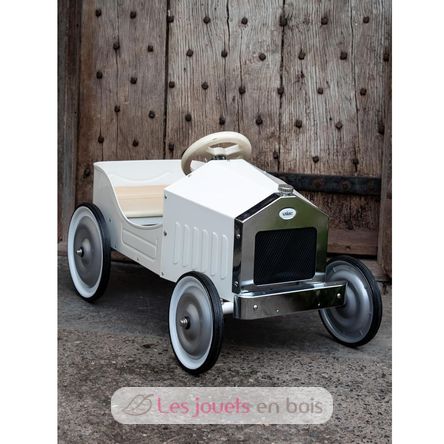 Coche de pedales de metal color marfil V1150W Vilac 14
