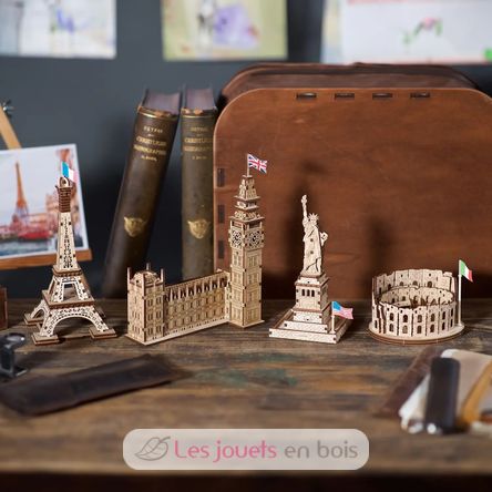 Mini Torre Eiffel modelo U-70249 Ugears 8