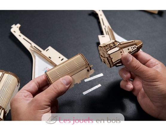 Nave espacial Discovery NASA modelo mecánico U-70227 Ugears 13