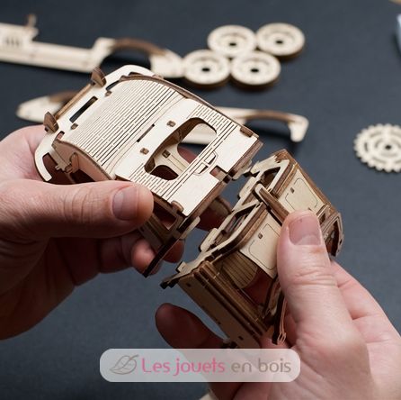 Cupé Deportivo modelo mecánico U-70205 Ugears 8